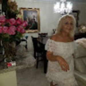 Meet your Posher, Carmen